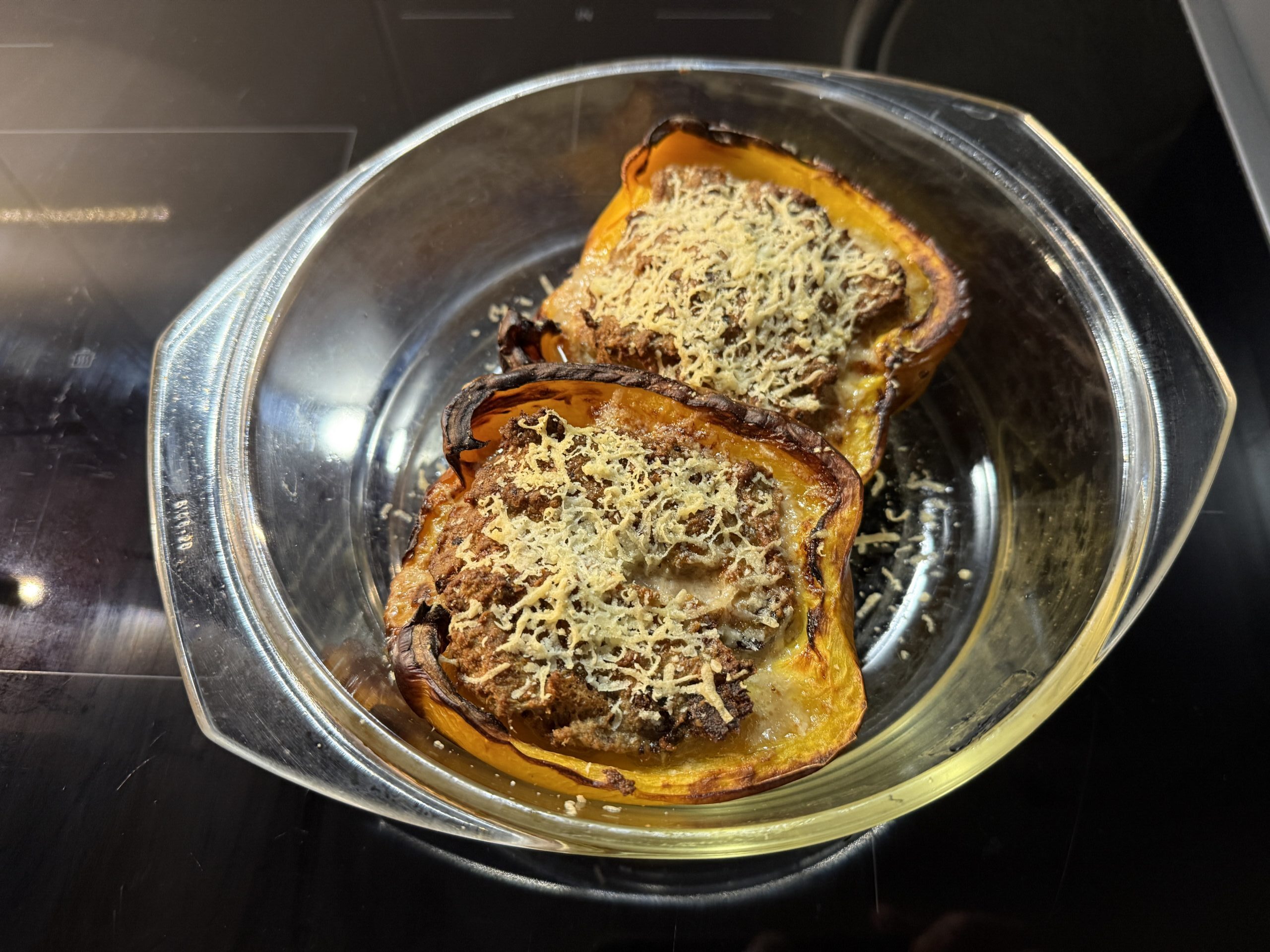 Gefüllte Paprika mit Hackfleisch im Airfryer