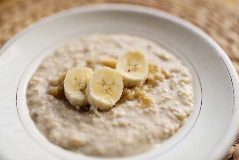 Porridge Grundrezept – cremig & schnell